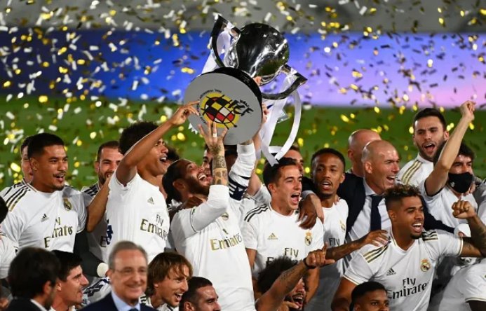 尤其在面对 尤其在面对